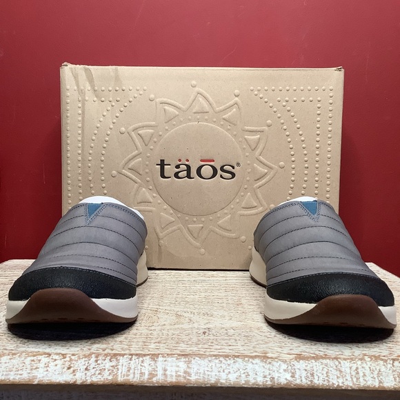 Taos Right On Blue NWT Blue Gray Slip On Comfort Clogs  Nylon Upper Rubber Sole main image 14
